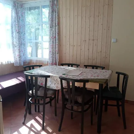 럭셔리텐트 Glamping Hnacov