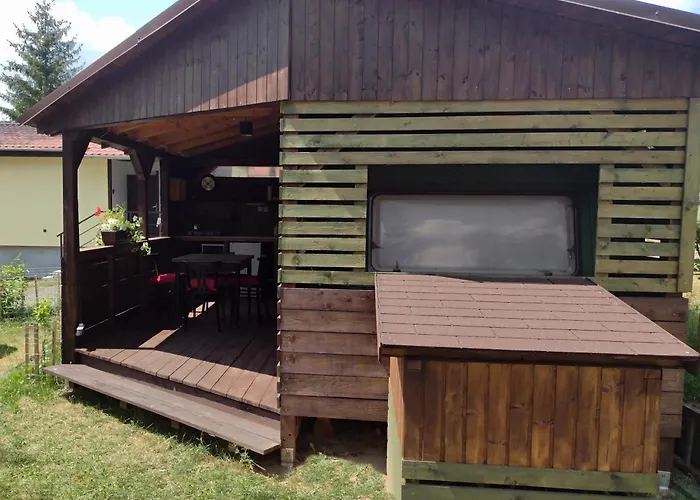 Glamping Glamping Hnacov